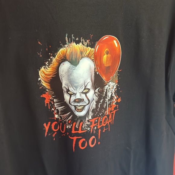 Horror themed gildan vinyl printed T-shirts🖤🩶 - Picture 2 of 4